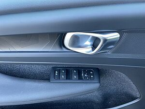Volvo  Recharge Plus LED NAVI 19LM GJR KAMERA