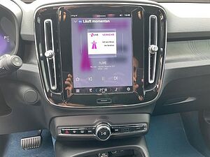 Volvo  Recharge Pure Electric  AHK NAVI 19LM GJR