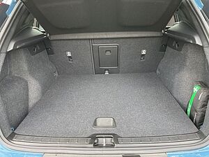 Volvo  Recharge Pure Electric  AHK NAVI 19LM GJR