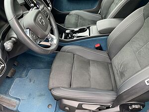 Volvo  Recharge Pure Electric  AHK NAVI 19LM GJR