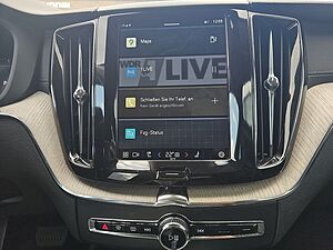 Volvo  B4 INSCRIPTION NAVI LED 20LM HARMAN KARDON