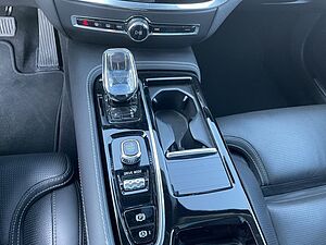 Volvo  T8 RECHARGE INSCRIPTION AHK PANO 360°