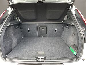 Volvo  T2 Momentum Pro LED 18LM NAVI SITZH. KAMERA