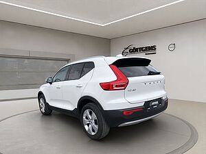 Volvo  T2 Momentum Pro LED 18LM NAVI SITZH. KAMERA