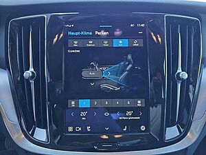 Volvo  B4 CORE LED NAVI ACC PDC KAMER 18LM