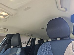Volvo  B4 CORE LED NAVI ACC PDC KAMER 18LM