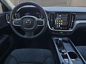 Volvo  B4 CORE LED NAVI ACC PDC KAMER 18LM