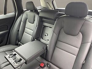 Volvo  B4 AWD Cross Country Pro AHK LED NAVI H&K