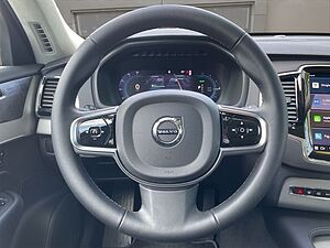 Volvo  T8 AWD ULTRA BRIGHT 7SITZ NAVI PANO 20LM