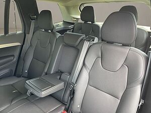 Volvo  T8 AWD ULTRA BRIGHT 7SITZ NAVI PANO 20LM
