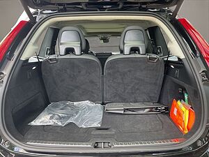 Volvo  T8 AWD ULTRA BRIGHT 7SITZ NAVI PANO 20LM