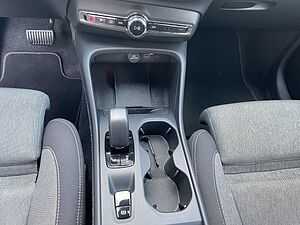 Volvo  Core B3 Mild Hybrid NAVI LED 18LM GJR