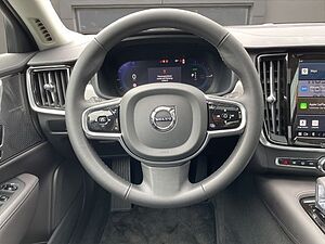 Volvo  T8 AWD Recharge Ultimate Dark PANO NAVI