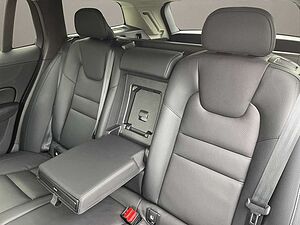 Volvo  T6 AWD Recharge Plus Dark 360° LED