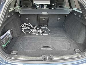 Volvo  T8 AWD R-DESIGN AHK NAVI LED WINTER PAKET