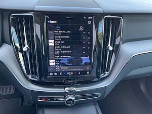 Volvo  B4 Essential NAVI LED LED WINTER PAKET 18LM
