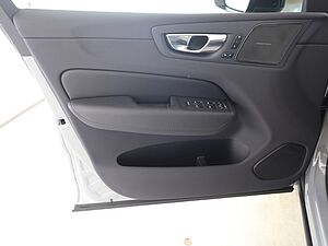Volvo  T6 AWD Plus Dark BUSINESS LED