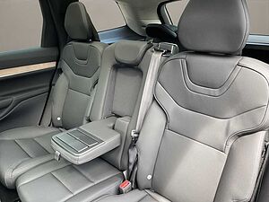 Volvo  Ultra Twin Motor 7 AHK LUFT LED 21LM NAVI