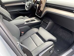 Volvo  Ultra Twin Motor 7 AHK LUFT LED 21LM NAVI