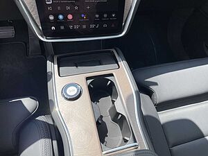 Volvo  Ultra Twin Motor 7 AHK LUFT LED 21LM NAVI