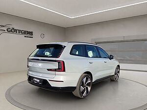 Volvo  Twin PERFORMANCE Ultra 7SITZE B&W