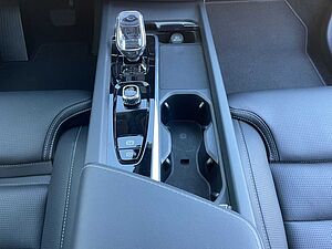 Volvo  T8 AWD Ultra Dark LUFT AHK MASSAGE 21LM