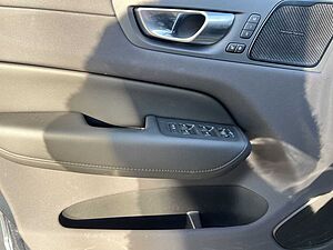 Volvo  T6 AWD Plus Dark AHK BUSINESS LED 360° H&K
