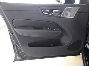 Volvo  T8 AWD Black Edition Ultra AHK LUFT MASSAGE
