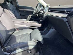 Volvo  Twin Motor AWD Ultra 7SITZ LED PANO 21LM