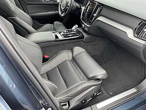 Volvo  T8 AWD Recharge Ultimate LED SD NAVI 19LM