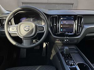 Volvo  B4 Core NAVI LED 19LM WINTER PAKET SITZH