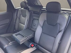 Volvo  T6 Plug-In RECHARGE R-DESIGN  HUD LED 22LM