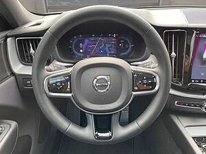 Volvo  T8 AWD Recharge R-Design LED