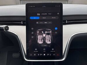 Volvo  Twin Motor AWD Ultra 7 AHK LUFT B&W 21LM