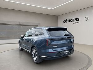 Volvo  Twin Motor AWD Ultra 7 AHK LUFT B&W 21LM