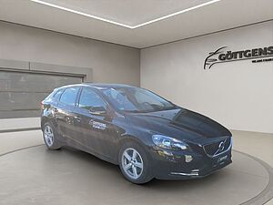 Volvo  T2 KINETIC NAVI KLIMAAUTOMATIK PDC Bluetooth