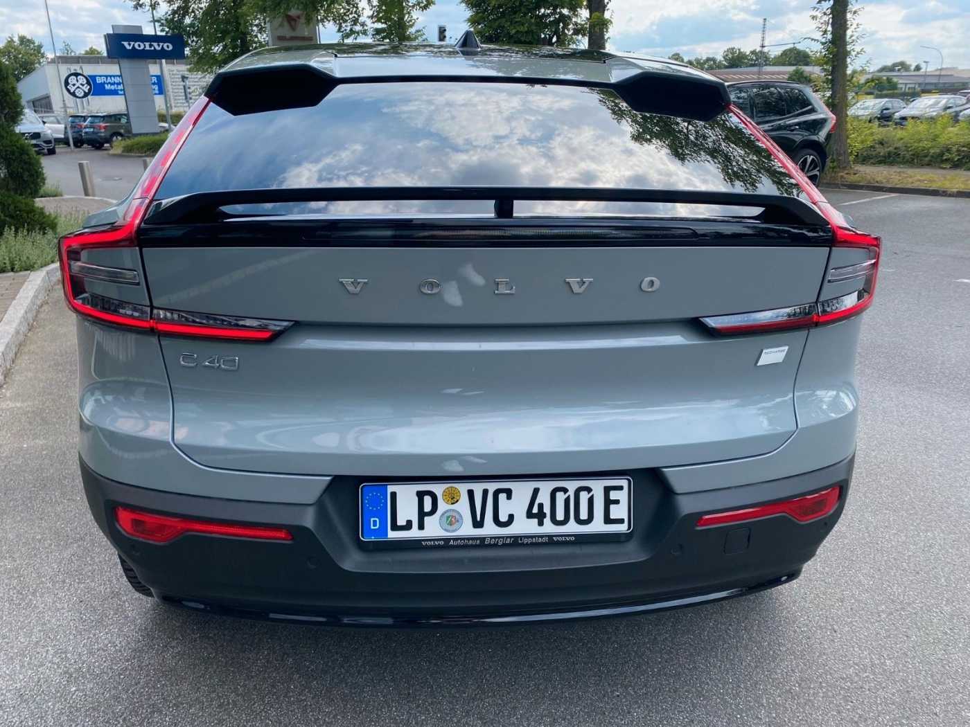 Volvo  Plus Recharge Pure Electric Ext. Range