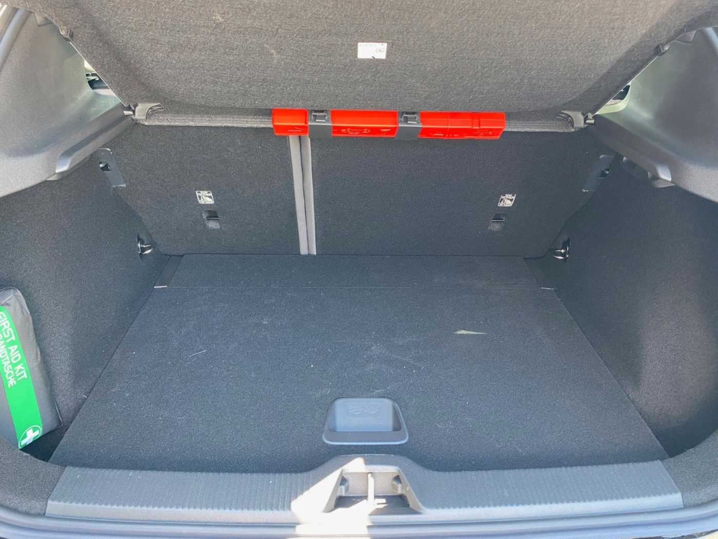 Volvo  Single Motor Ext. Range Ultra Pure Electric