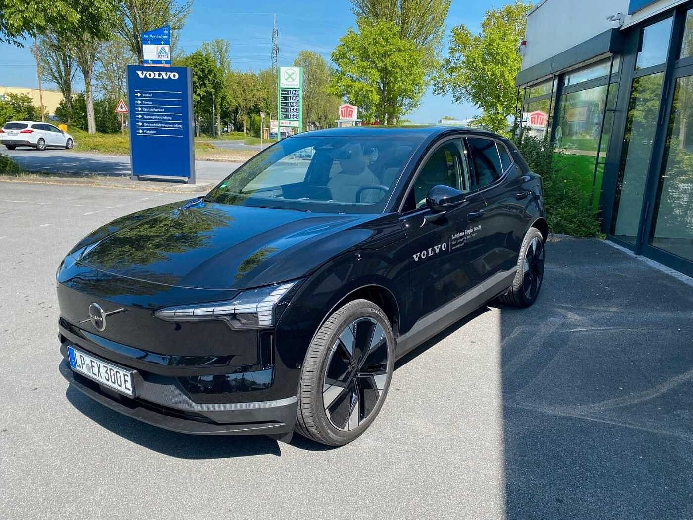 Volvo  Single Motor Ext. Range Ultra Pure Electric