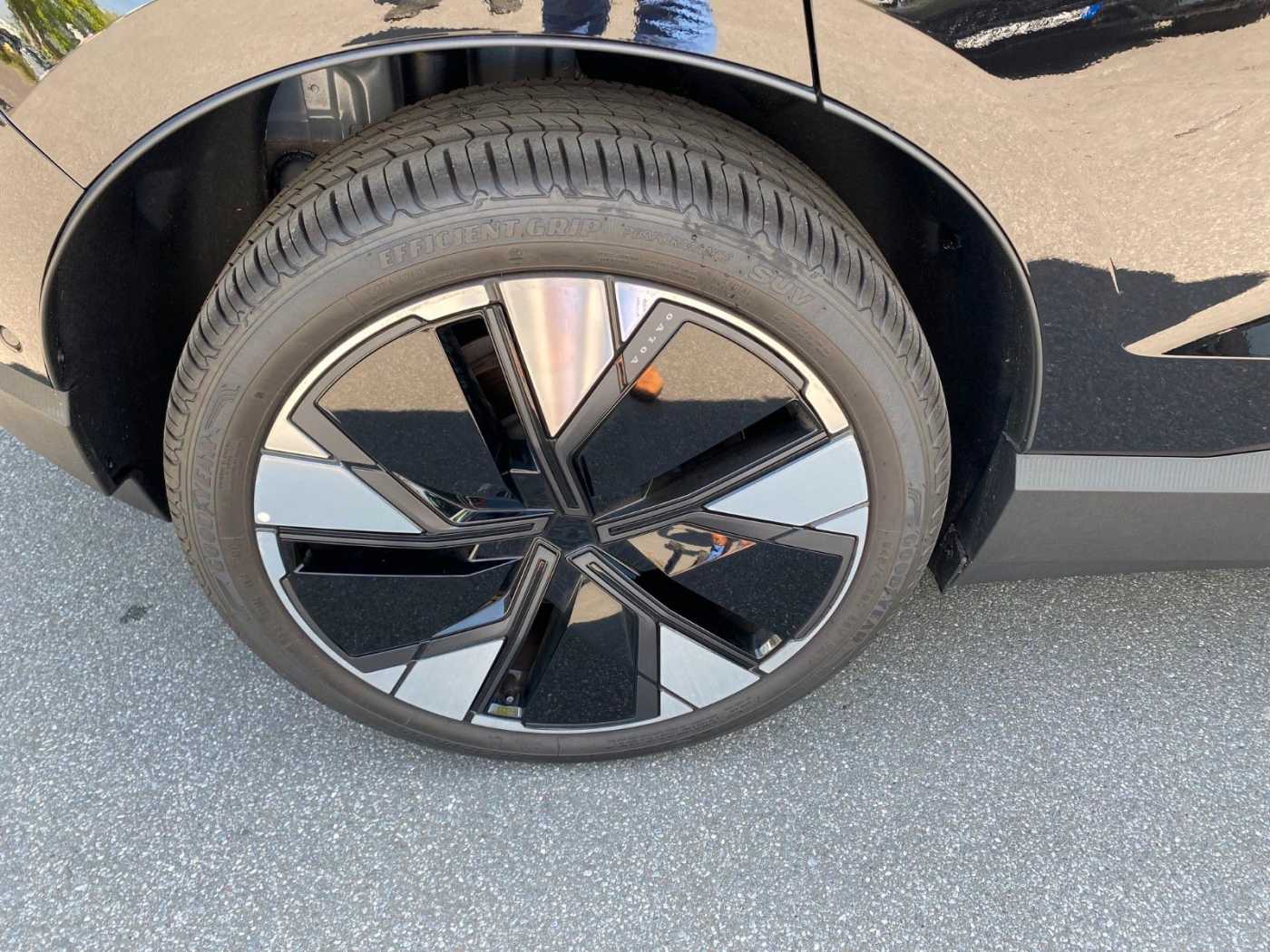 Volvo  Single Motor Ext. Range Ultra Pure Electric