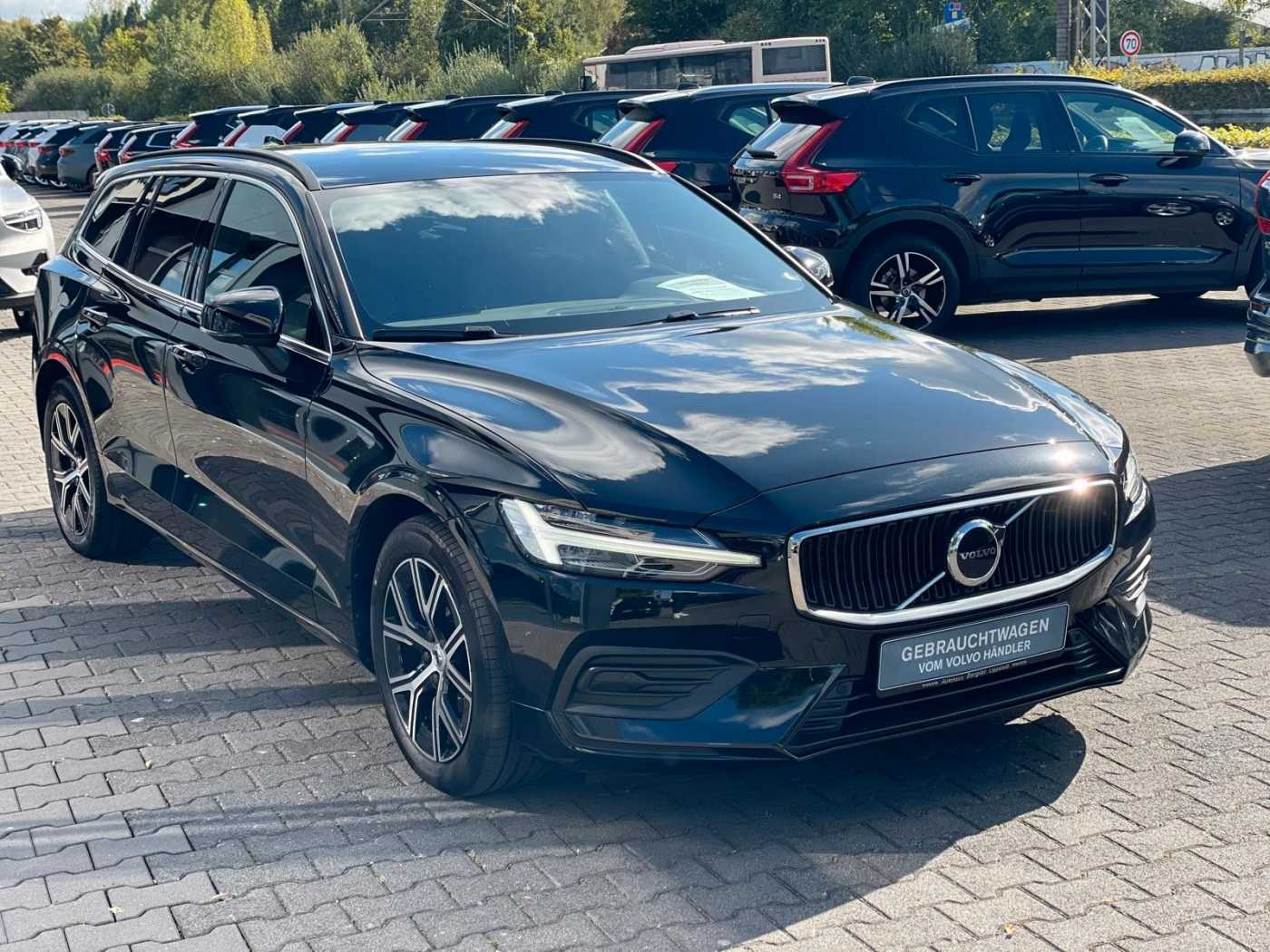 Volvo  B4D Core Navi SHZ Kamera AHK