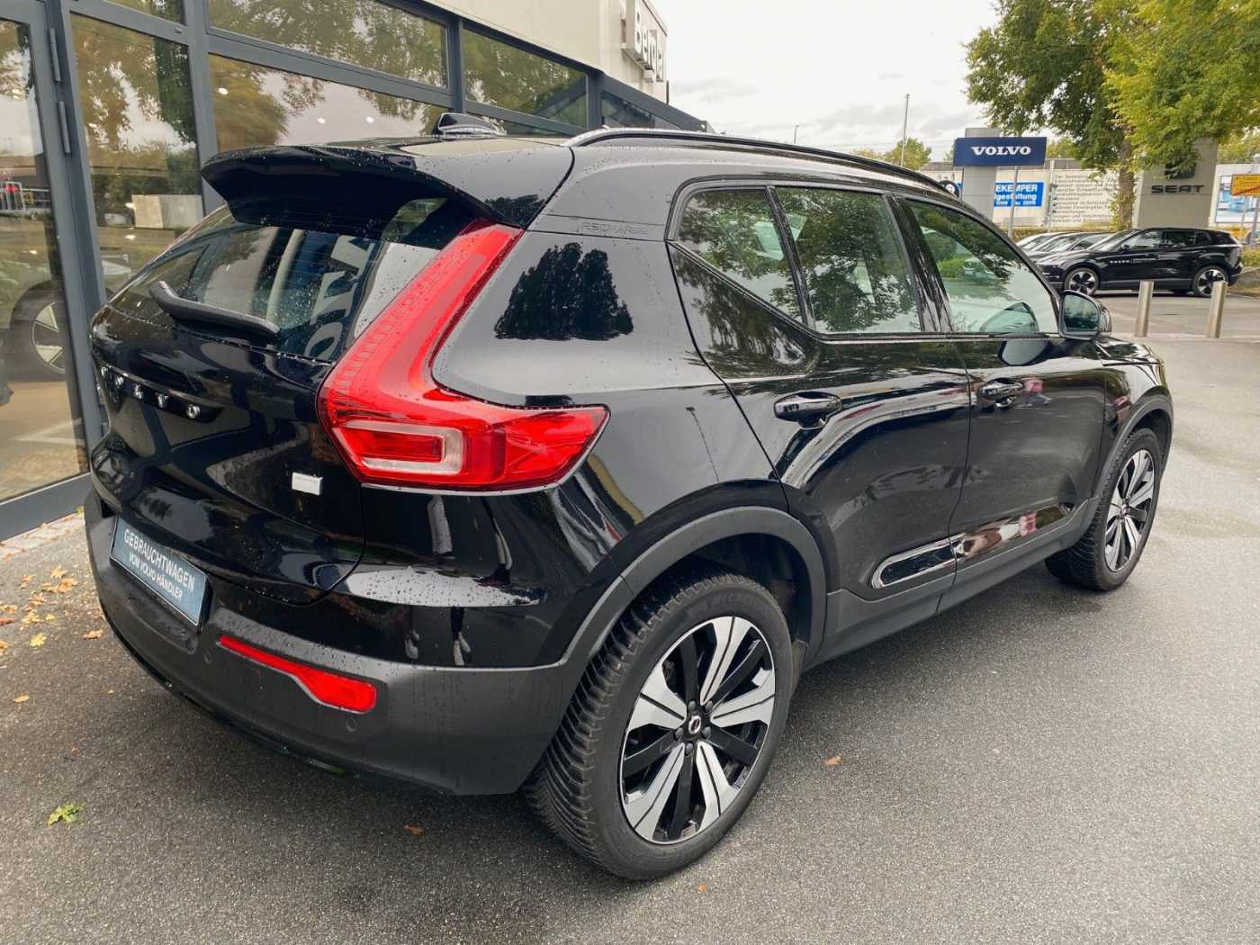 Volvo  Core Recharge Pure Electric 2WD