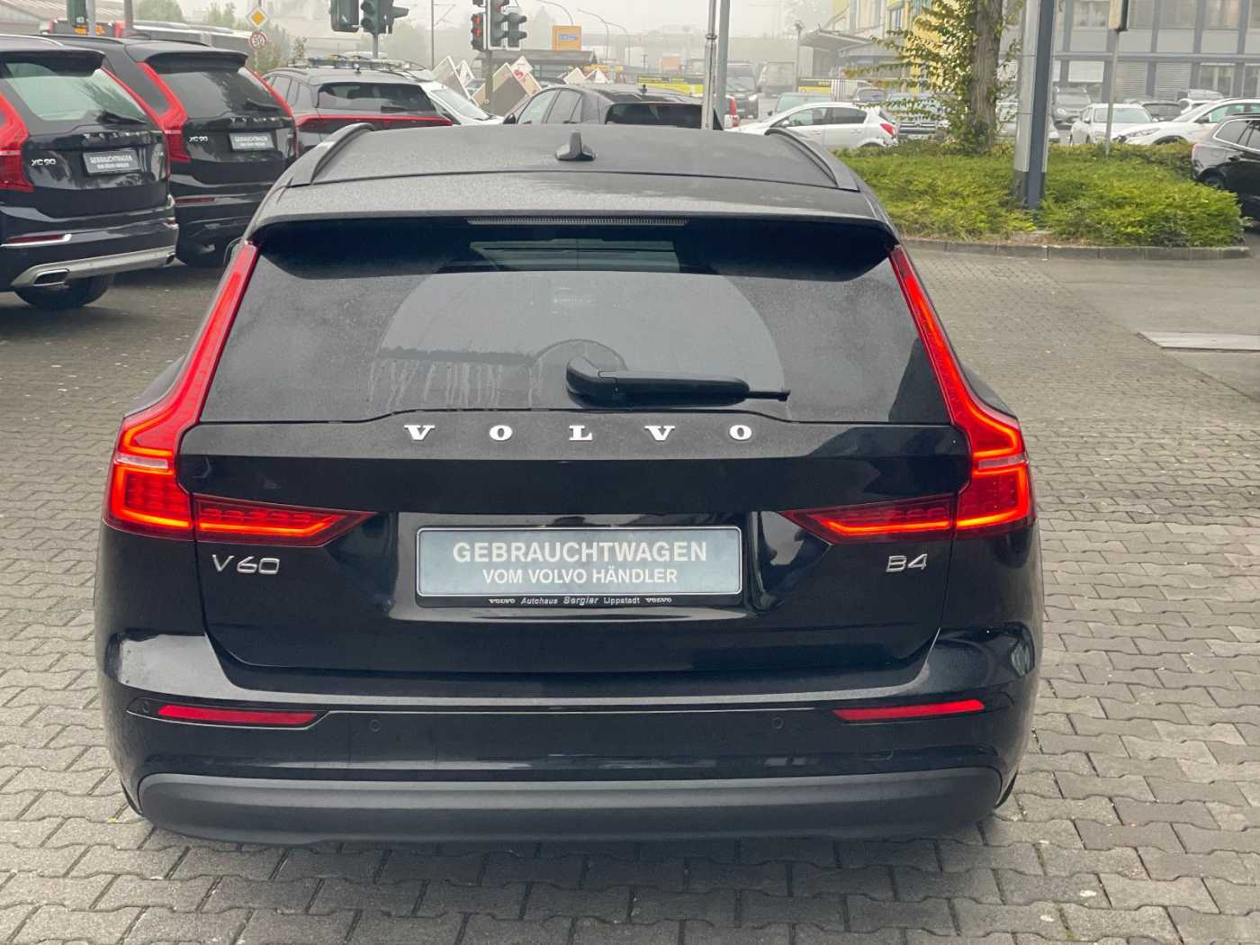 Volvo  B4 Core Navi SHZ Kamera