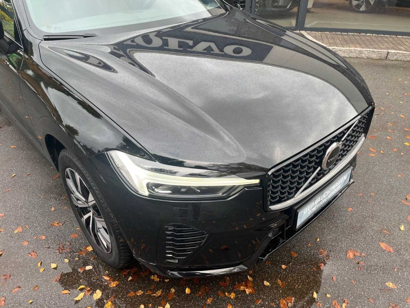 Volvo  Plus Dark B4D AHK H/K