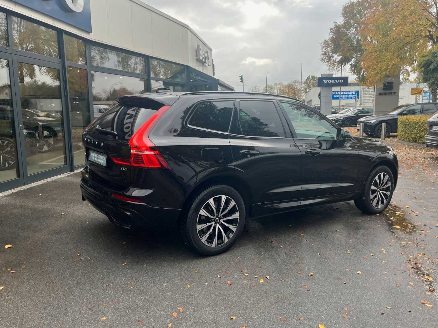 Volvo  Plus Dark B4D AHK H/K