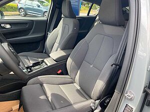 Volvo  Plus Recharge Pure Electric Ext. Range
