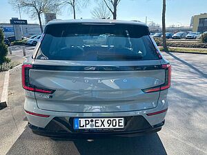 Volvo  Ultra Twin Motor AWD, 7 Sitzer, B&W, 22'