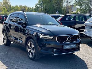Volvo  B4 Momentum Pro 2WD Navi Kamera SHZ 18Zoll