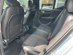 Volvo  D3 Momentum Pro 2WD Navi Standh. 18Z