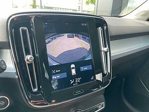 Volvo  D3 Momentum Pro 2WD Navi Standh. 18Z